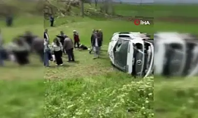 Son dakika! Kayseri'de öğrenci servisi devrildi. Çok sayıda yaralı var