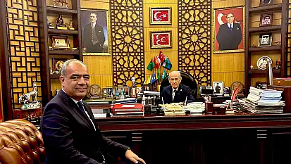 Bahçeli'nin güvendiği çiçeği burnunda Kayserili Başkan'dan Bahçeli'ye ziyaret!