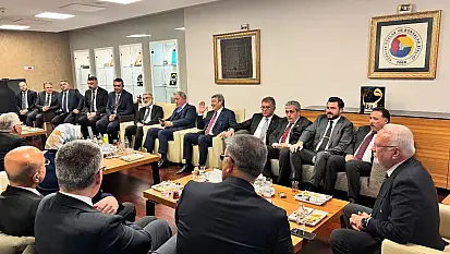 Kayseri'de çıkarma yapılan Ankara'daki törende bir tek o yoktu! Gözler onu aradı, peki neden katılmadı?
