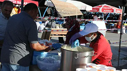 Kayseri'de ücretsiz çorba dağıtıldı