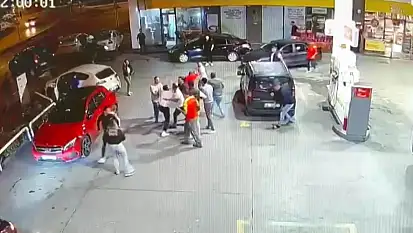 Kayseri'deki benzinlikte ortalık savaş alanına döndü! İşte o görüntüler