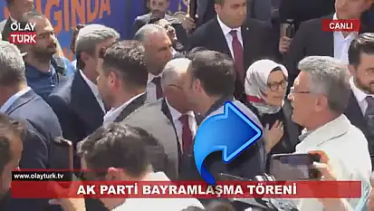 Kayserililer, karşılaşınca tereddüt yaşıyor! AK Partili vekil tokalaşıyor mu, tokalaşmıyor mu?