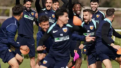 Kayserispor'da sözleşmesi sona erecek futbolcudan ince mesaj: Avrupa için!