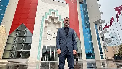 MHP'de daha önce böyle bir Başkan hiç görülmedi! Kayseri'de dikkat çeken Başkan