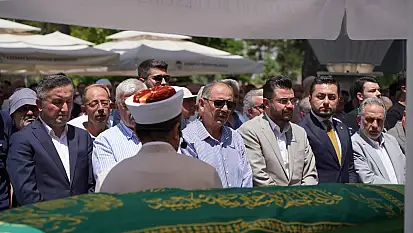 Özhaseki Kayseri'nin ünlü ismini son yolculuğuna uğurladı