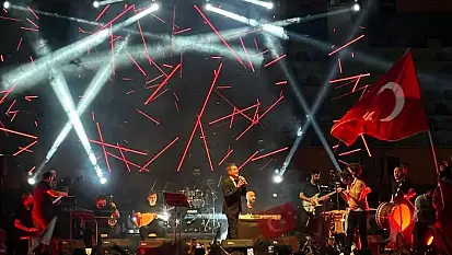 Ünlü şarkıcı Kayseri'ye geliyor! Şenlikte konser verecek