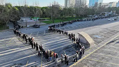 Vatandaşlar gece yarısı kuyruğa girdi! Bakın ne için