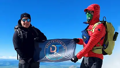 5 dağcı Toroslar'da yedi zirveyi birden aştı
