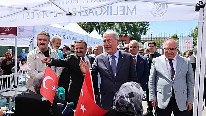 Kayseri'de anlamlı tören: 12 engelli bireye araç teslim edildi