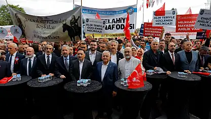 Binlerce Kayserili Ahilik için yürüdü: Coşku gece boyunca sürdü