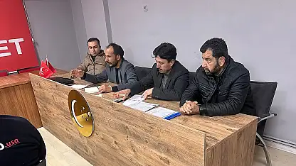 'Genç işsizliğinin suçlusu gençler değil, çürümüş eğitim sistemi'