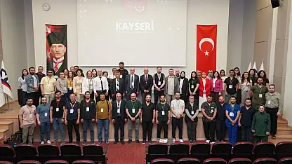 Kayseri'de tıp profesyonelleri bir araya geldi
