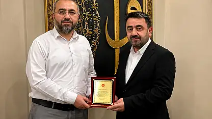 Kayseri'deki müftü Tekirdağ'a gidiyor! Plaket takdim edildi