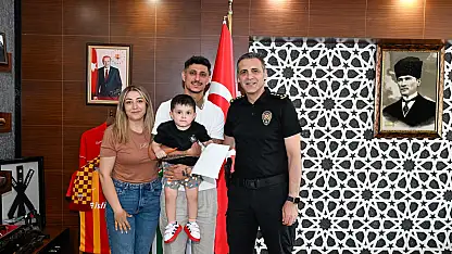 Kayserisporlu Keser'den Müdür Aydın'a ziyaret