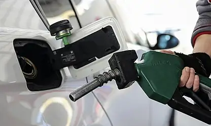 Benzine bugün zam geldi yarında motorine geliyor!
