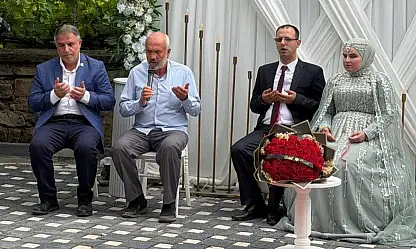 Erbakan'ın danışmanı Kayseri'de nişanlandı!