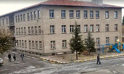 Kayseri'de o okul baştan sona yenileniyor!