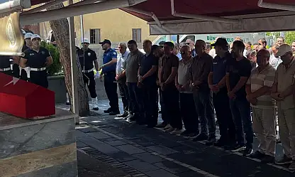 Uzun yılar Emniyet'te görev yaptı! Son yolculuğuna uğurlandı