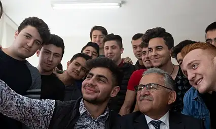 2,5 milyon öğrenci tercih yapacak! Büyükkılıç'tan üniversite adaylarına çağrı