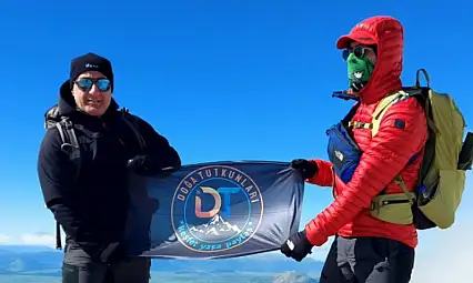 5 dağcı Toroslar'da yedi zirveyi birden aştı