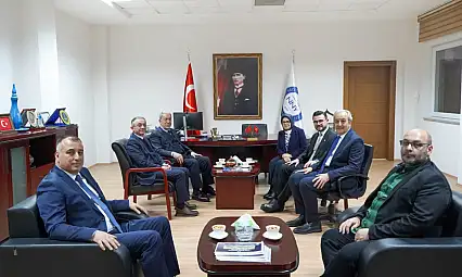 AK Parti heyeti Nuh Naci Yazgan Üniversitesi'nde...