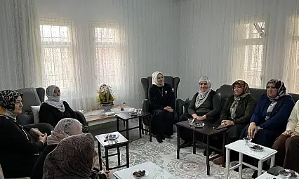 AK Parti Kayseri Kadın Kolları sahada!