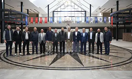 AK Partililer Çarşı Melikgazi'yi ziyaret etti