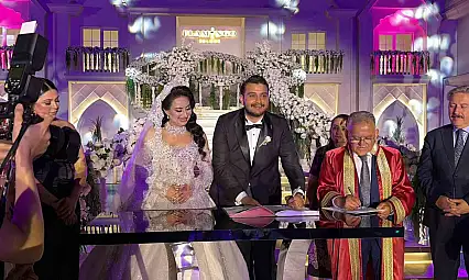 Kayseri protokolünü buluşturan düğün