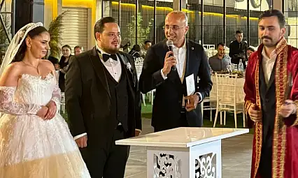Aşkın Genç, bir günde iki mutluluğa ortak oldu