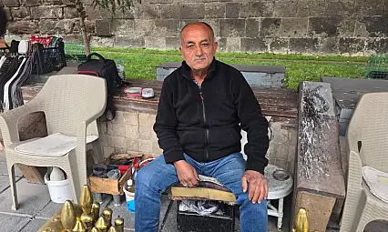 Baba yadigarı sandığın başında bir ömür: 'Biz son nesiliz'