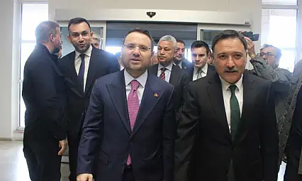 Bakan Gürlek: 'Çocuklarımıza umut dolu yarınlar bırakmayı asli görevimiz olarak görüyoruz'