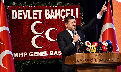 Baki Ersoy'dan gece yarısı mesajı! 'Yarın bize yalın ayak gelirsiniz'