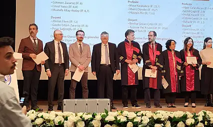 Bakkal Mehmed'in oğlu Kayseri'nin sevilen profesörünün kızı Avukat oldu