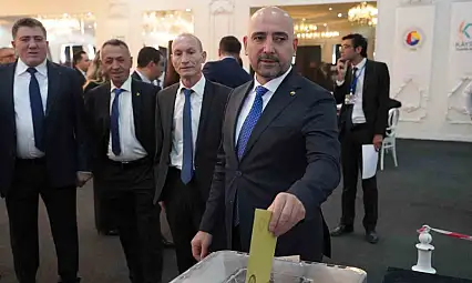 KTB'de sandık heyecanı! Recep Bağlamış oyunu kullandı