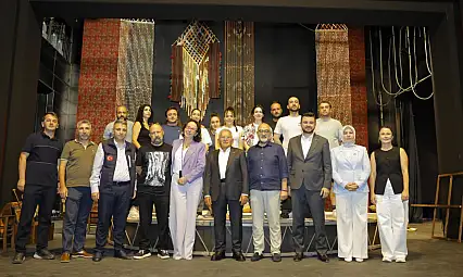 Başkan Büyükkılıç Kayseri Devlet Tiyatrosu'nu ziyaret etti!