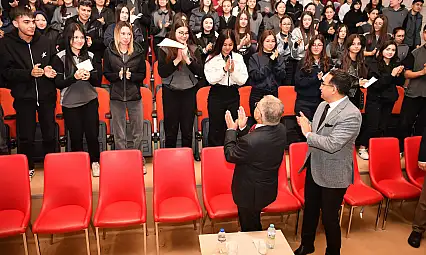 Başkan Büyükkılıç öğrencilerle buluştu