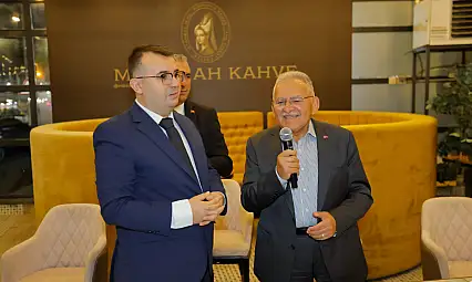 Başkan Büyükkılıç'tan genç doktor adaylarına dikkat çeken uyarı!