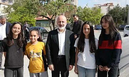 Başkan Çolakbayraktar Sümer Yenimahalle'de! 'Sorunları yerinde, çözümleri anında üretiyoruz'