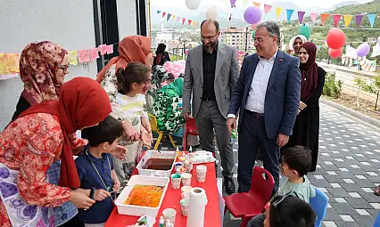 Başkan Özdoğan sergiye katıldı!