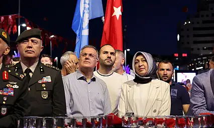 Bilal Özdoğan demokrasi nöbetine katıldı