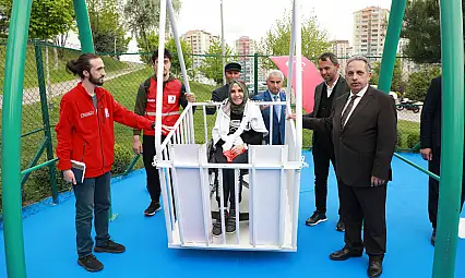 'Biz onların hayatını kolaylaştırmak için her gün yeni bir adım atıyoruz'