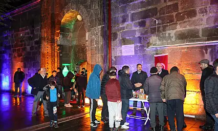 Bünyan Belediyesi'nden tatlı ikram