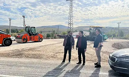 Bünyan'da yol ve kavşak çalışmaları sürüyor