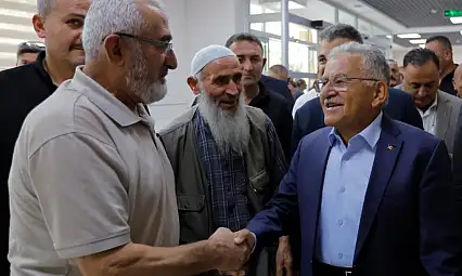 Büyükkılıç muhtarlarla masaya oturdu! İlçeler için yeni değerlendirme