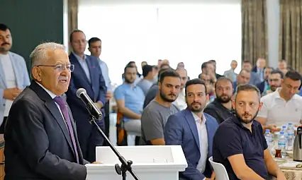 Büyükkılıç'tan öğretmenlere yeni dönem mesajı: 'Sizleri örnek alıyorlar'