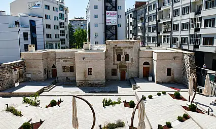 Büyükşehir konak kiraya verecek