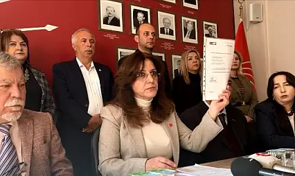 CHP İl Başkanı Özer belge ile konuştu