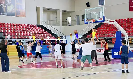Çocukların basketbol tutkusu Kayseri'de büyüyor!