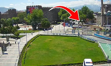 Cumhuriyet Meydanı'ndan Yeraltı Çarşısı'na inecek! Çalışmalar başladı