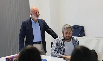 'Çünkü güçlü Türkiye'nin temeli, eğitim, bilim ve inovasyondur'
